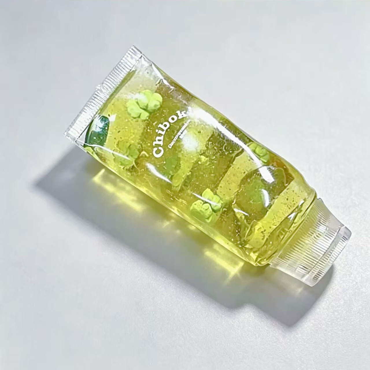 1個入りミニフルーツドリンクボトルスクイーズ玩具、透明な水筒 - Electronics Latest Gadgets のレビューと価格