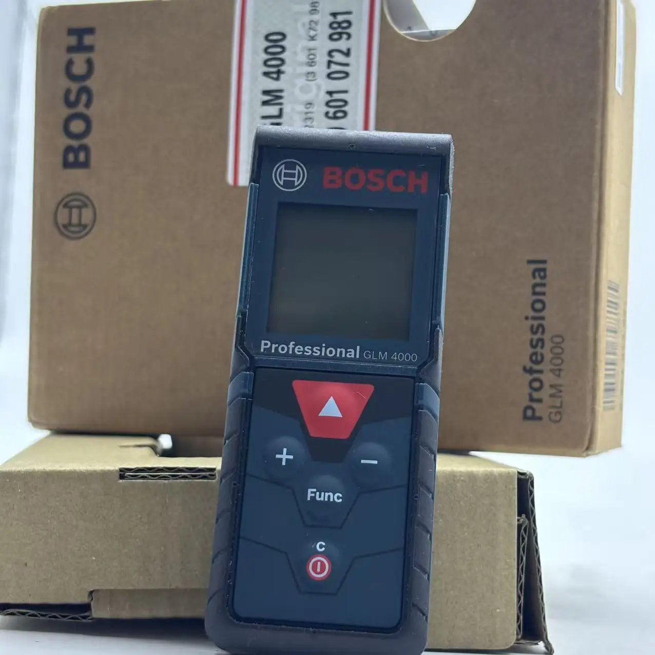 ボッシュ GLM 4000 レーザー距離計 デジタルメジャー - Laser Distance Measure のレビューと価格