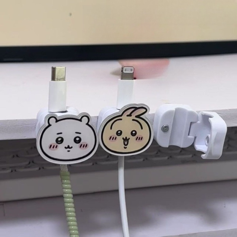 ホットチイカワ マグネット式ケーブルオーガナイザー デスクト - Magnetic Charging Cable のレビューと価格